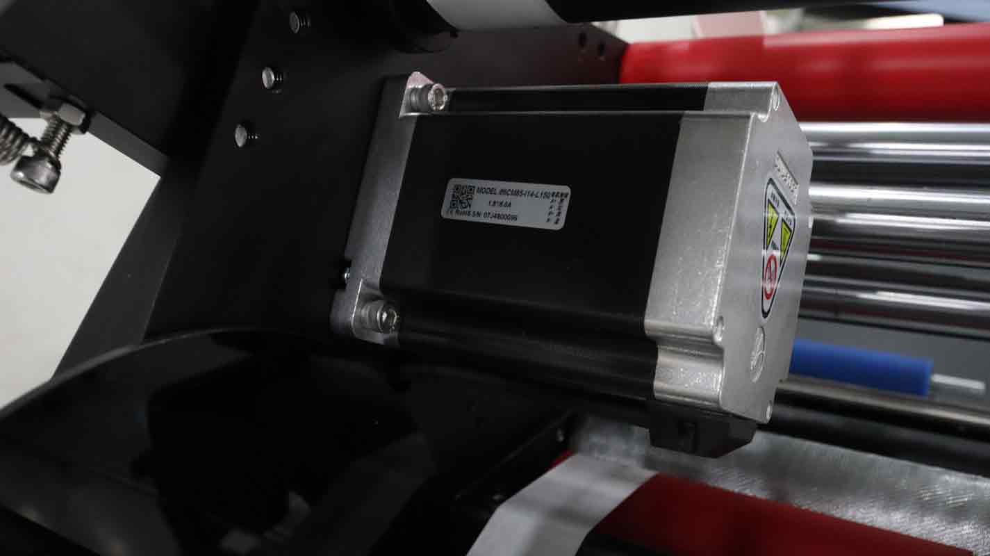 轉(zhuǎn)角貼標(biāo)機(jī),貼標(biāo)機(jī),全自動貼標(biāo)機(jī)