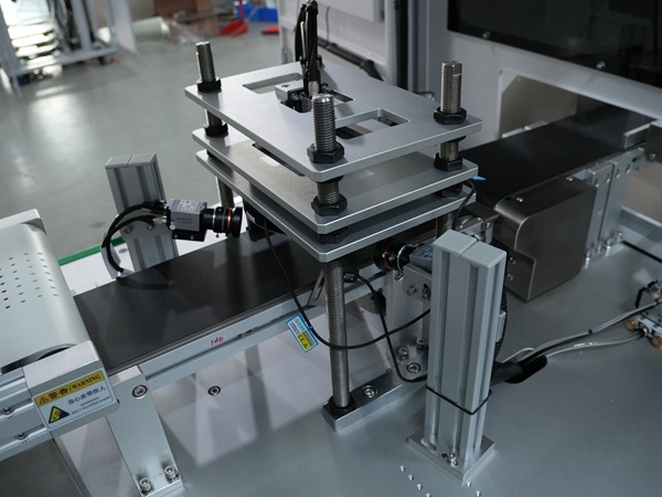 CCD視覺檢測設(shè)備,視覺檢測設(shè)備,檢測設(shè)備,佼佼者